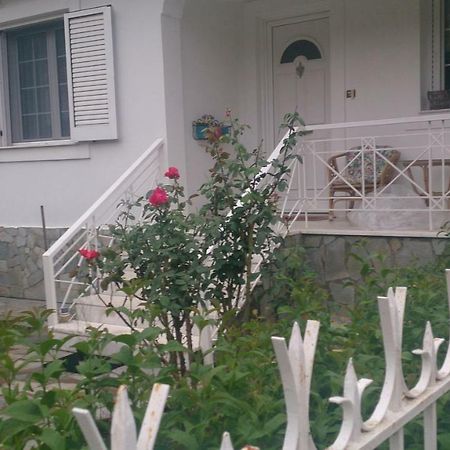 Eleni'S Village Relaxation Home 에디프소스 외부 사진